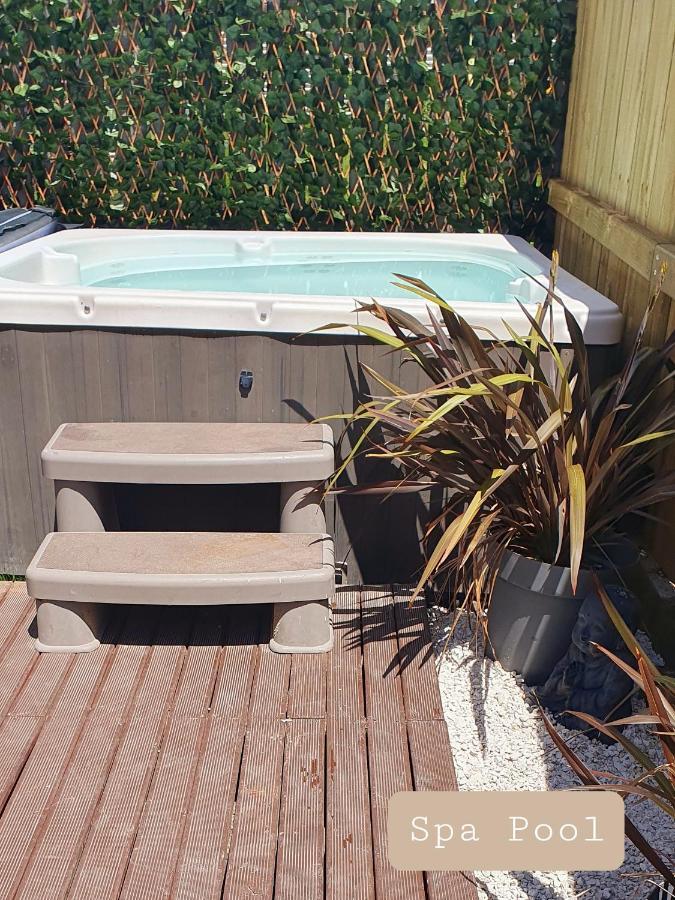 Rotoruas Tiny Gem Bnb With Spa Exterior foto